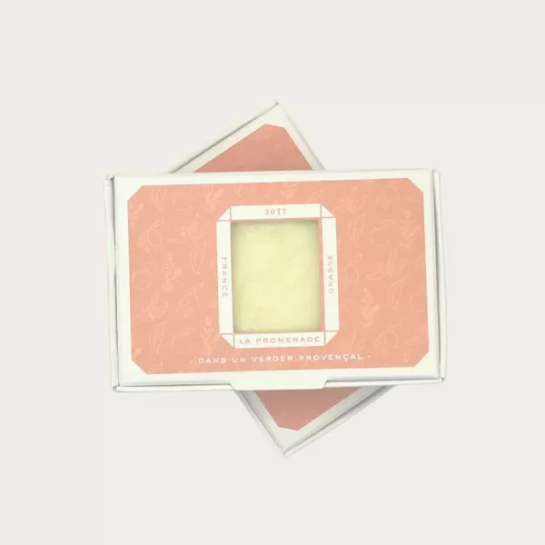 Savon dans un verger provençal La promenade – Image 2