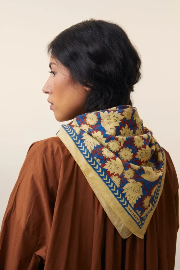 Foulard Natural grandes fleurs Moismont