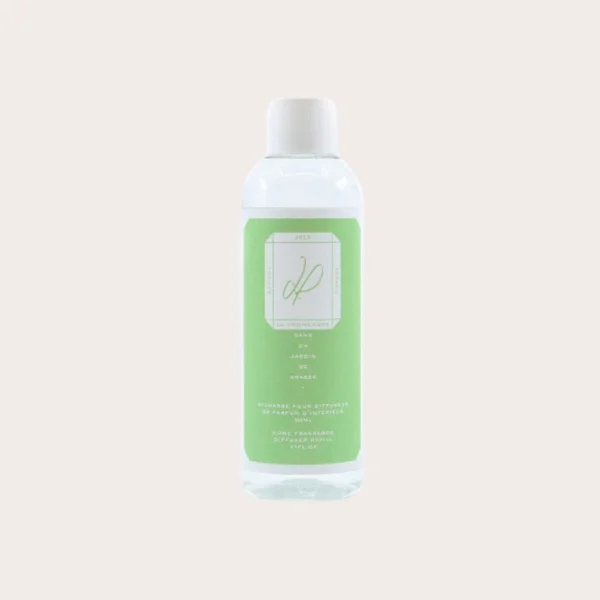 Recharge diffuseur Dans un jardin de Grasse