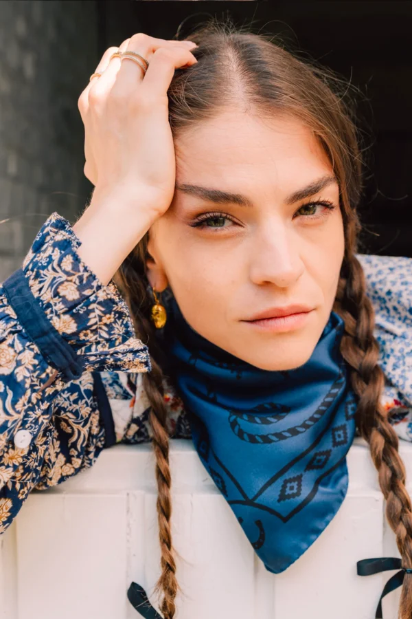 Foulard soie navy rodeo motel Antan – Image 2